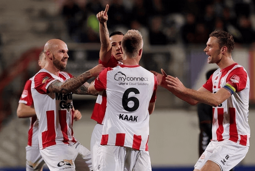 赛季结束前 赛季结束前