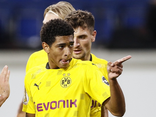 队需要在巅 队需要在巅